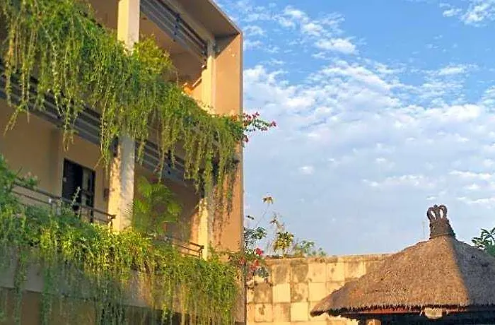 Mansu Hotel And Restaurant